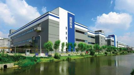 上海堪比富士康的超級工廠:10萬打工青年造出全球1/2的蘋果手機(jī)